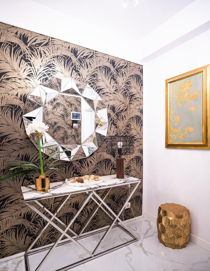 The Artist - Ultracentral Designer Apartment บูคาเรสต์ ภายนอก รูปภาพ