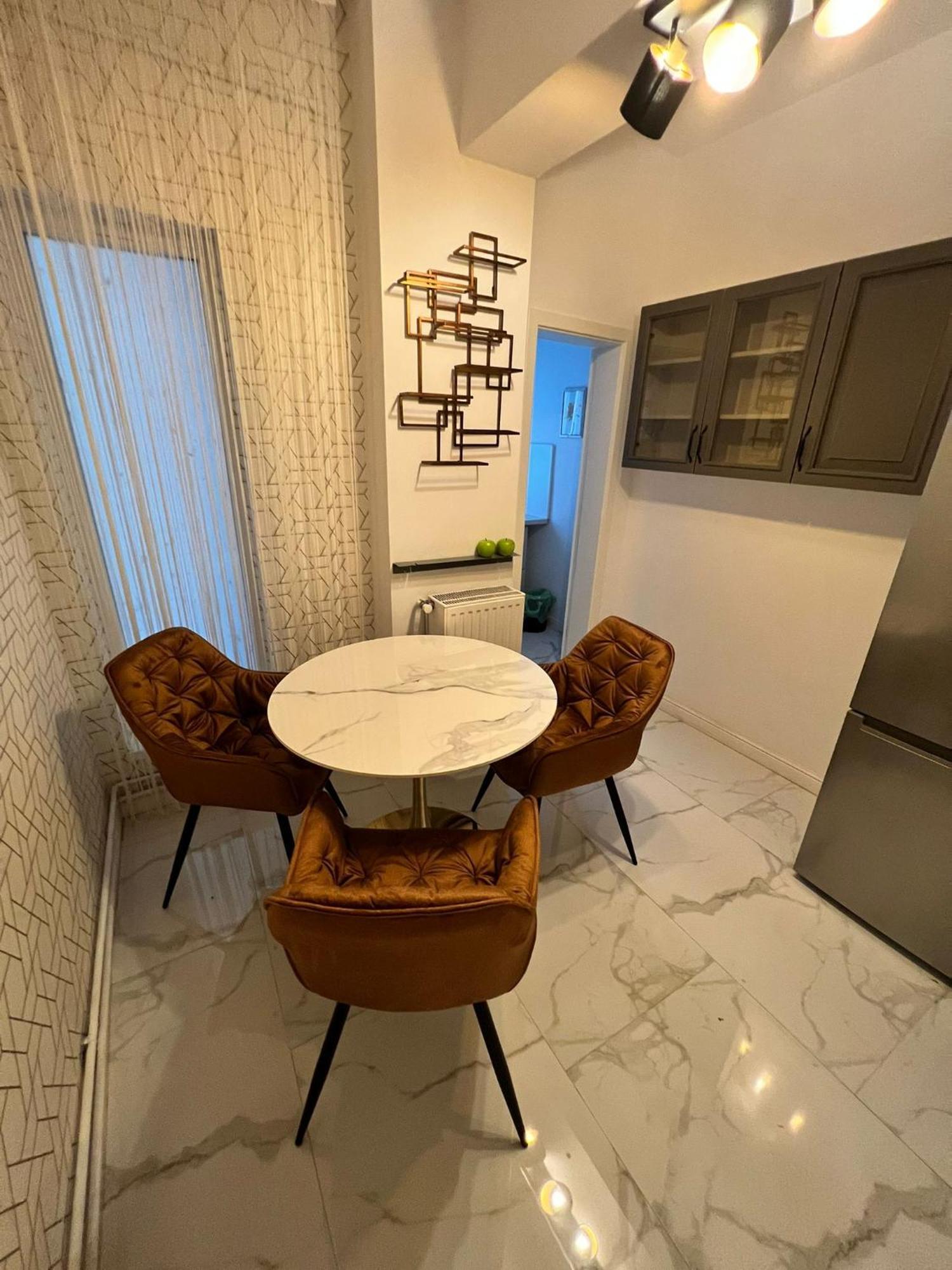 The Artist - Ultracentral Designer Apartment บูคาเรสต์ ภายนอก รูปภาพ
